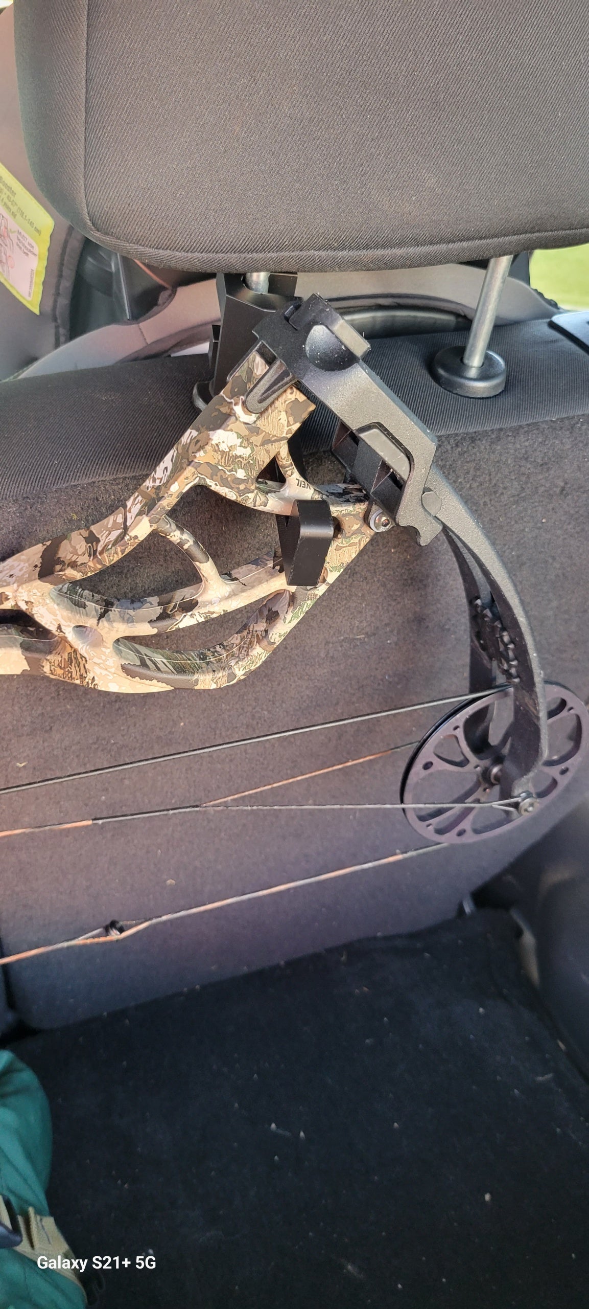 Backseat Bow & Gear Hook: Quick-Access No-Tool Install Vehicle Storage