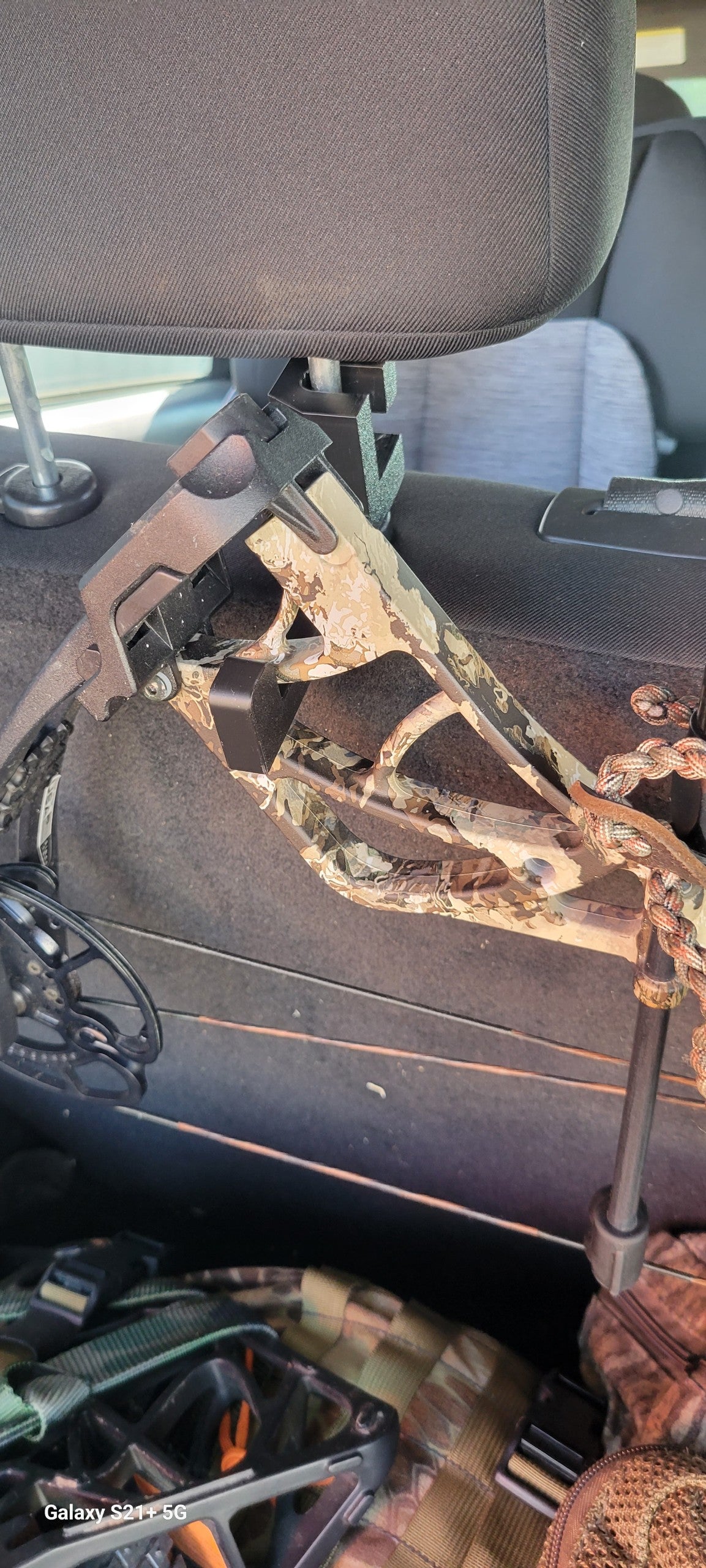Backseat Bow & Gear Hook: Quick-Access No-Tool Install Vehicle Storage