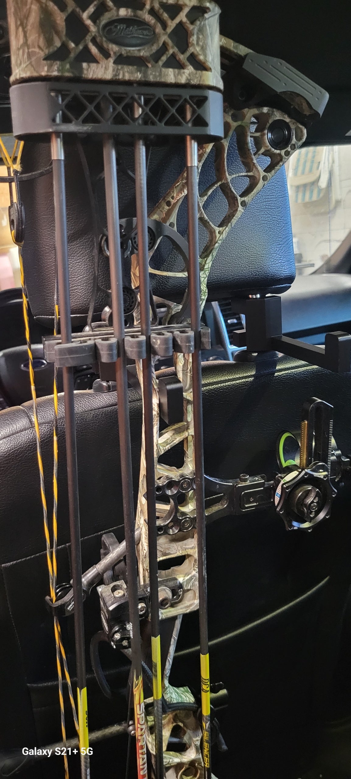 Backseat Bow & Gear Hook: Quick-Access No-Tool Install Vehicle Storage